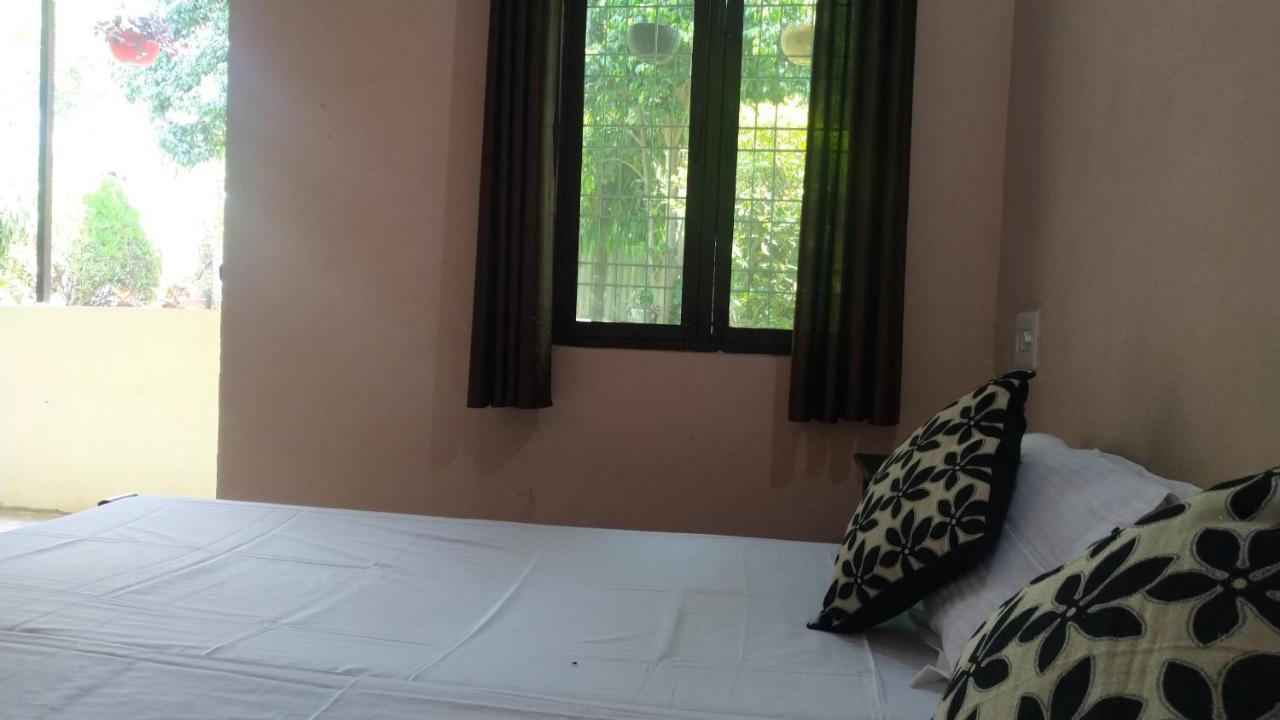 Last Chance Cafe And Guest House Rishīkesh Esterno foto